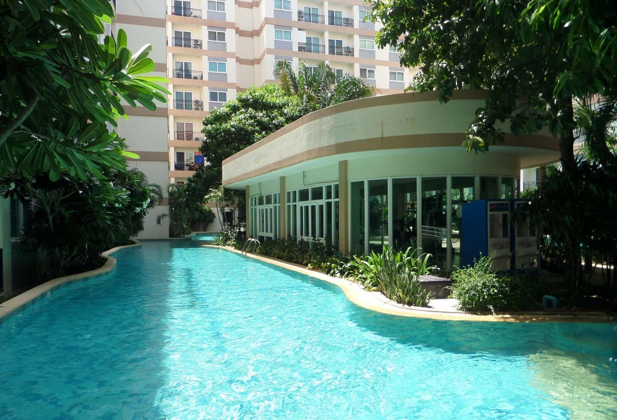 Park Lane Resort By West Joint Venture Jomtien Beach Εξωτερικό φωτογραφία
